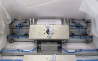 Der Greifer für die Anlage in Auckland in Neuseeland wurde sicher verpackt und verschickt